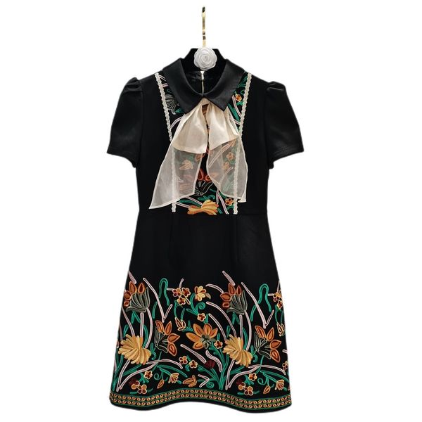 

2023 new stand collar heavy industry embroidery atmosphere slim dress, Black;gray
