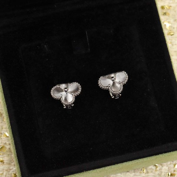 

2022 charm stud earring luxury quality platinum plated have box stamp flower design ps7378a, Golden