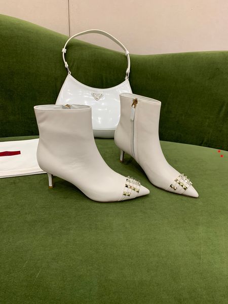 

designer women boots martin desert leather boot flamingos love arrow medal real leathers coarse winter designers shoes with box size 35-40 -, Black