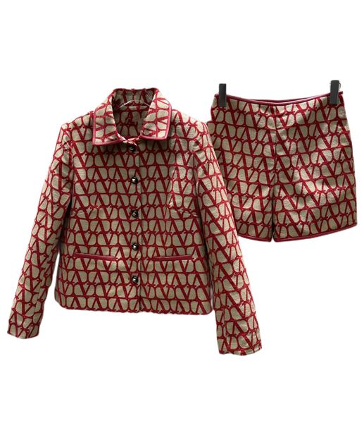 

2023 early spring mother jacquard polo classic versatile simple coat set, White