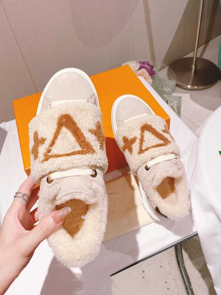 

other shoes wool sneakers women's thick soled casual lamb wool thickened thermal shoes anti-skid, Black;white