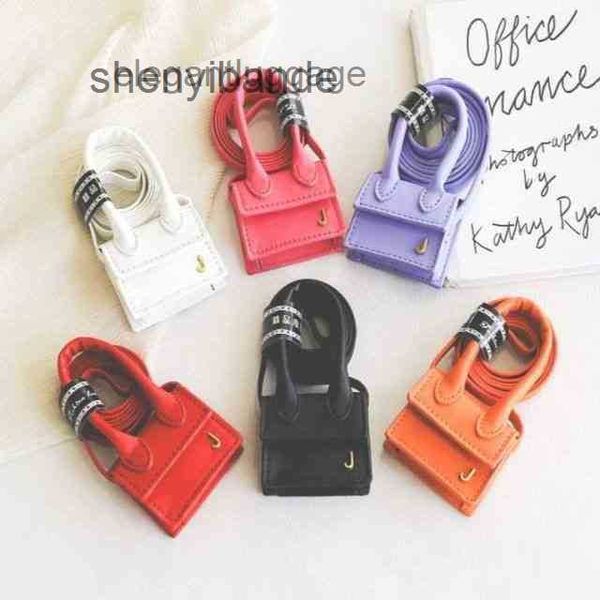 

classic lady designer handbags jacqumes mini accessories catwalk small women 2022 versatile messenger ins women's fashion single should