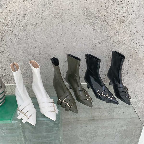

boots 2022 new autumn and winter pointed metal belt buckle leather thin heel short boots british style back zipper martin boots, Black