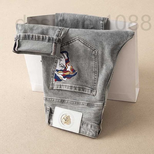 

men's jeans designer medusa men's jeans water washed versatile 2021 fashionable embroidery pants long-term wear iv0c, Blue