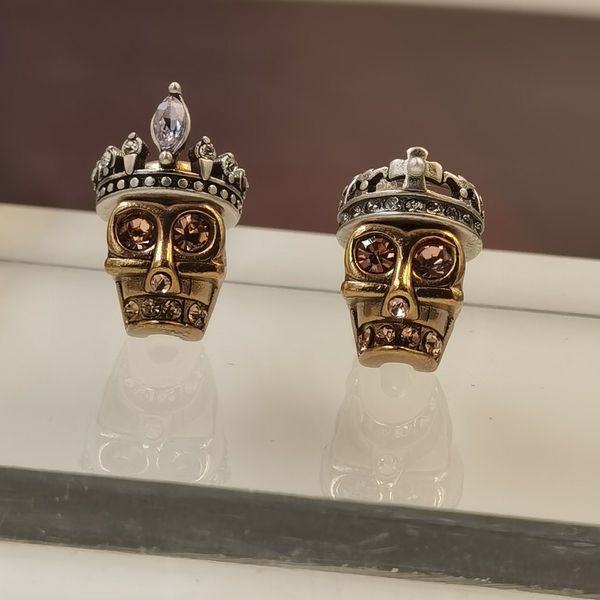 

rebellious domineering designed women dangle earrings skull crown diamonds 18k gold plating ladies earring studs me1 --10 designer jewelry g, Silver