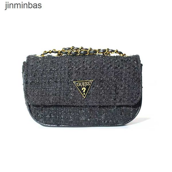 

2023 latest hand bag the shop has a 60% discount gs women's bag simple woven fabric medium cap one shoulder crossbody chain