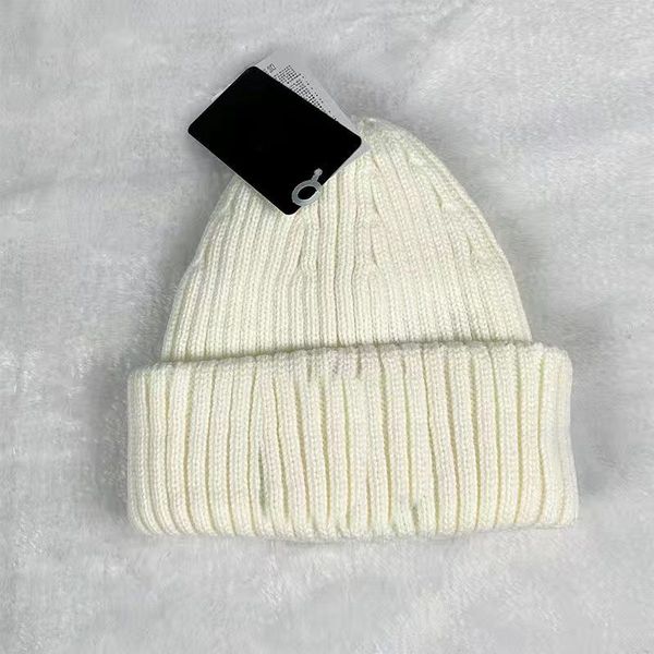 

luxury knitted hat brand designer beanie cap mens womens autumn winter wool skull caps casual fitted fashion for gift, Yellow