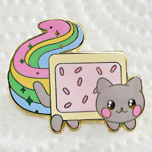 

cartoon rainbow cat bread brooch metal badge lgbt pin anime accessories, Blue