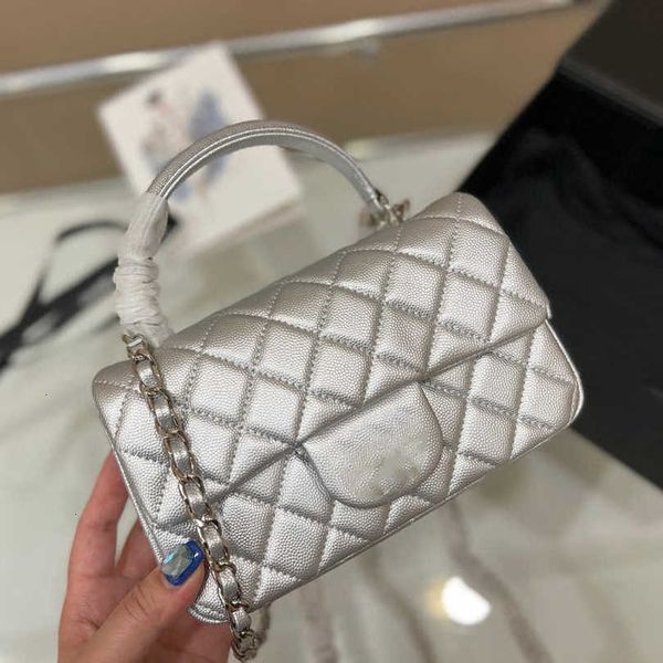 

cc bag wallets 22ss hand flap bag classic caviar grain cowhide leather quilted plaid weave chain gold hardware 1h1d, Red;black