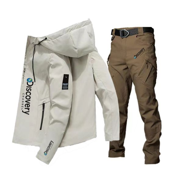 

mens tracksuits discovery clothing korean camping adventure set autumn outdoor mountaineering breathable hooded windbreaker 221206, Gray