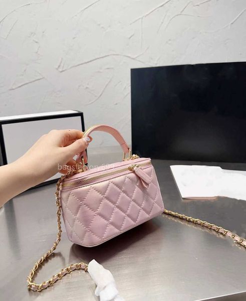 

cc bag wallets 2022 designer women mini handle cosmetic bag diamond lattice genuine multicolor shoulder gold metallic leather tote crossbody, Red;black