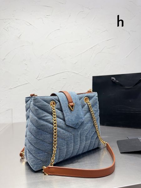 

2022women's shoulder bag new wash denim retro moire designer chain bag