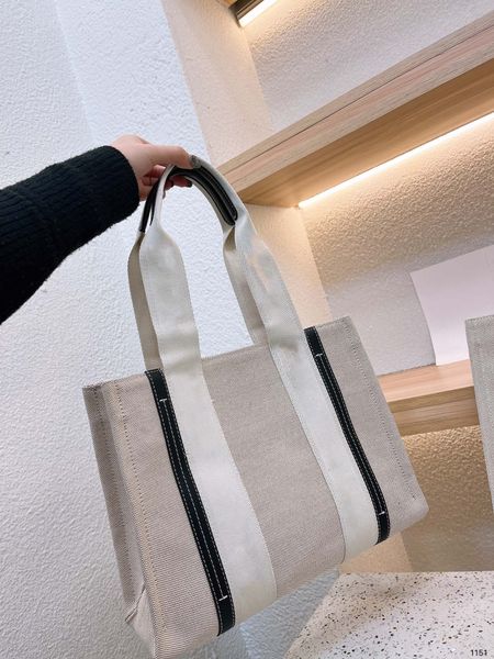 

luxury tote brand shoulder bag crossbody handbag genuine leather cattlehide designer messenger bags 5a quality canvas womens gm 44cm fashion