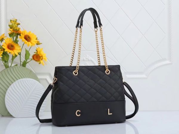 

luxuries designer women classical letter label shoulder dermal crossbody messenger bag banquet shopping wedding leisure bags