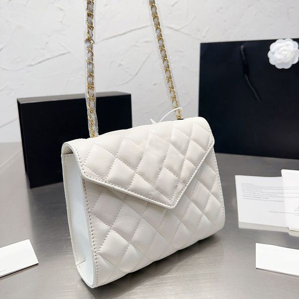 

luxury women v-stitch designer crossbody bag metal badge versatile classic flap handbag fashion shoulder bag matelasse leather quilted card