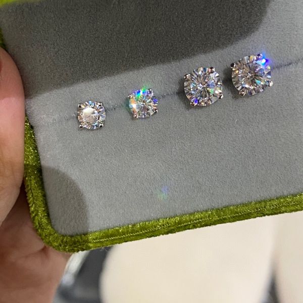 

2022 luxury quality charm stud earring in two size platinum excellent design ps7375a, Golden