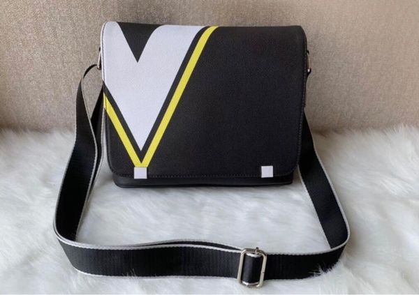 

luxury men shoulder crossbody bag famous plaid leather retro fashion women messenger bags 3-in-1 sling bag purse patchwork handbags