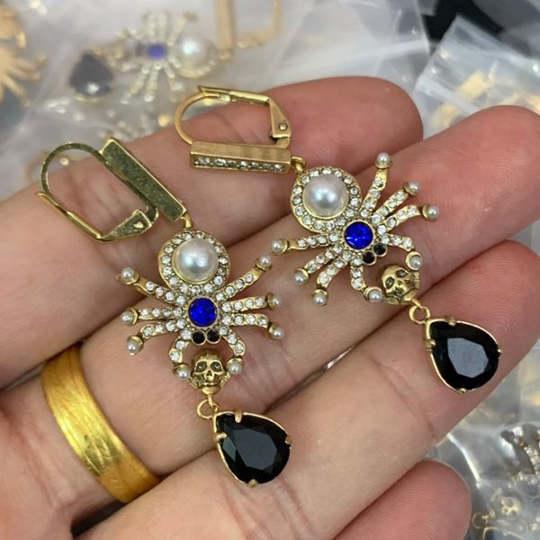 

women diamonds spider dangle earrings skull black gemstone pendant ladies earring studs me2 --04 designer jewelry gift, Silver