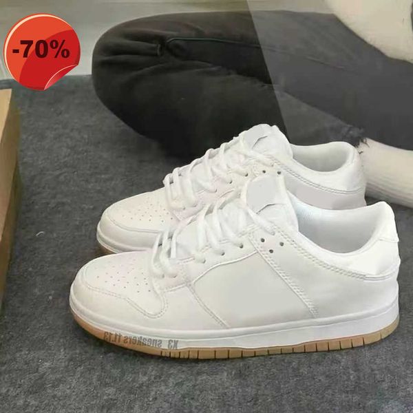 

designers men women running shoes white black unc coast green glow syracuse purple pulse chunky sb low laser orange mens casual sneakers sb