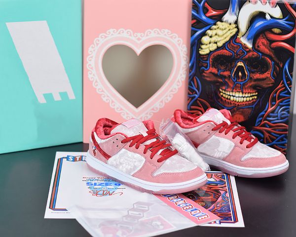 

strangelove x dk low skateboarding shoes valentine's day bright melon/gym red-med soft pink outdoor sneakers sports with original box