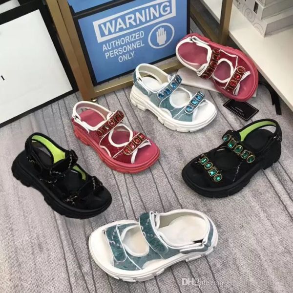 

designer thick bottom sports sandals diamond woman trainers leisure fashion leather beach men shoes casual velvet letter platform lady shoes, Black