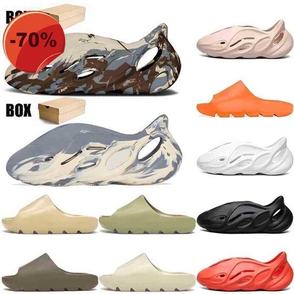 

2023 yeesys foam runner slippers slides designer yeesyss rubber kids slide sandals big size 47 flat men women kany s mineral blue bone resin, Black