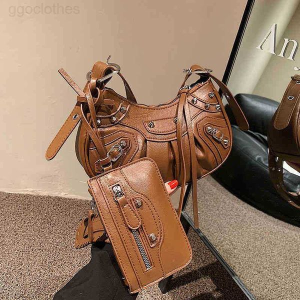 

luxurious design balencaigaity bag france paris locomotive bag women's 2022 new fashion rivet hand-held armpit single shoulder messenge