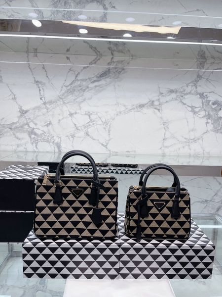 

2 sizes handbag wide shoulder fashion shopping bag luxury designer single shoulder bags two-tone patchwork tote cross-body purse large capac