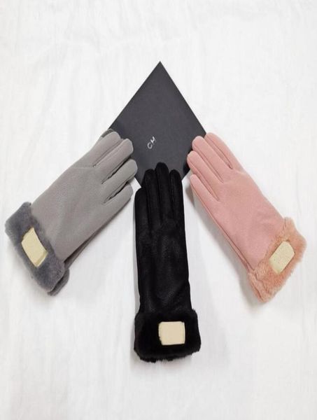 

luxury designer genuine leather gloves fashion brand letter printing mens womens thicken cashmere fingers mittens win7077254, Blue;gray