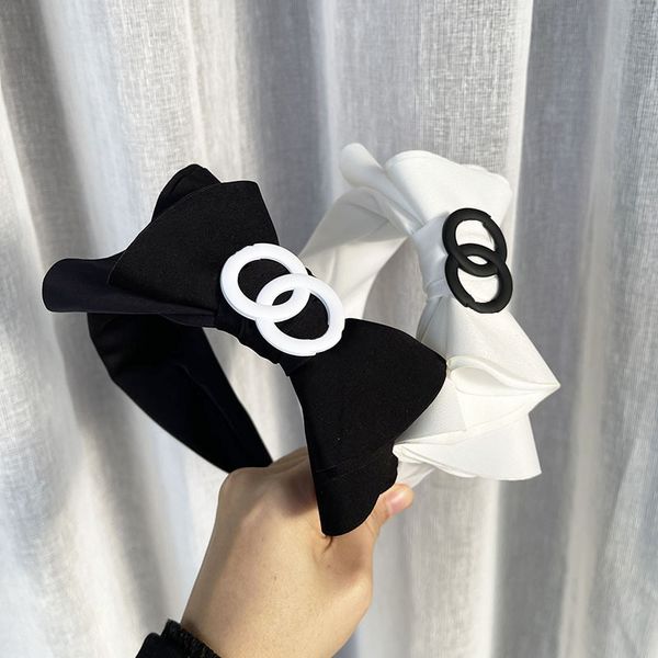 

designer head scarf simple satin hair band bow knot headband temperament classic solid black and white hair clip headdress fashion couple fa