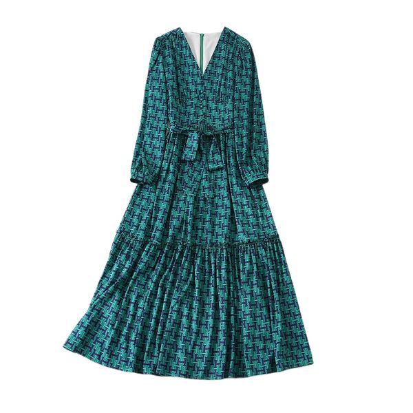 

new style temperament printing v-neck french sweet waist slim design long skirt, Black;gray
