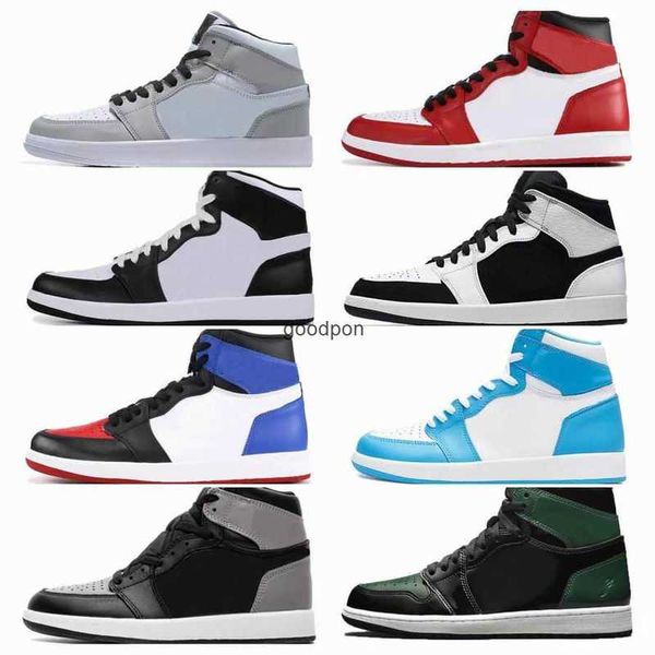 

mens basketball shoes womens jumpman 1 hight cut designer sports casual sneakers gym mid 1s bred toe trainers unc blue hyper royal chicago