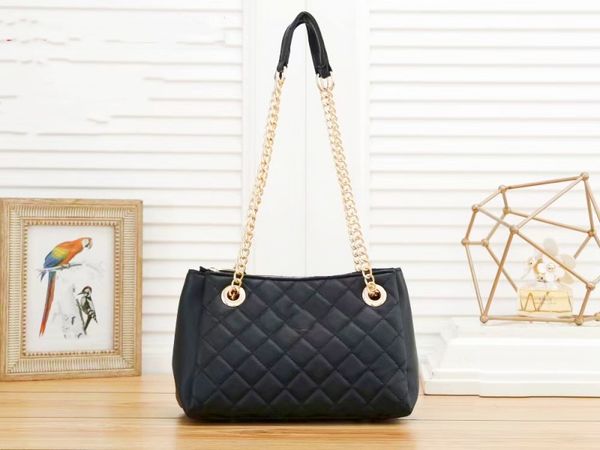 

luxurys designer bags large capacity real leather shoulder bag classical womens banquet shopping wedding leisure business package