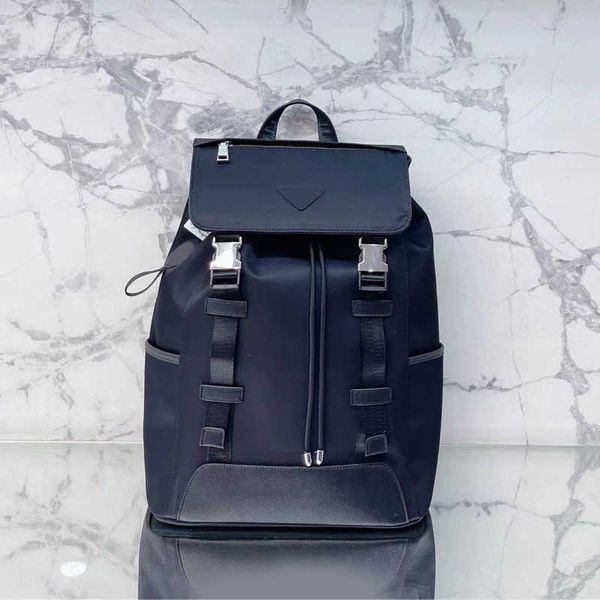 

backpack designer bags women men designer flip drawstring soprts handbags single and large capacity backpacks 220611/1128