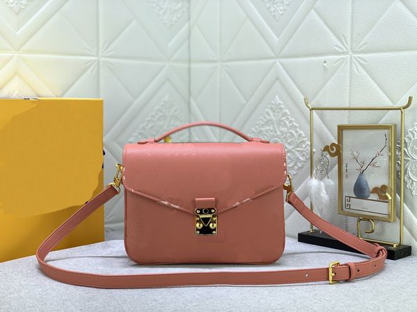 

bags cross body metis bicolor monogroms empreinte handbag east west mini purse s-lock messenger clutch crossbody chain flaps totes wallet m4