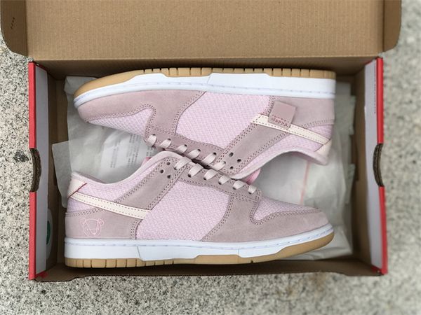 

designer sneakers running shoes for women mens teddy bear light soft pink trainers dz5318-640, Red;white