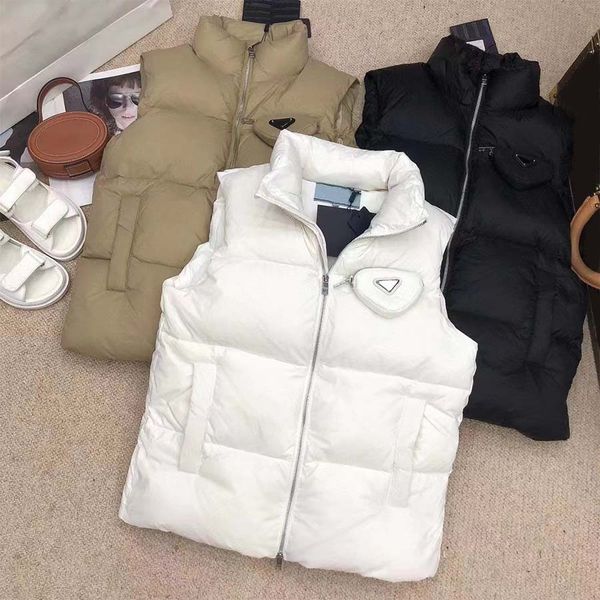 

fashion men's vests designer woman coat simple triangle style outerwear jackets windbreaker vest, Black;white