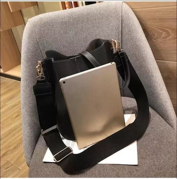 

2023 fashion luxury designer ladies handbag crossbody bag shopping bag