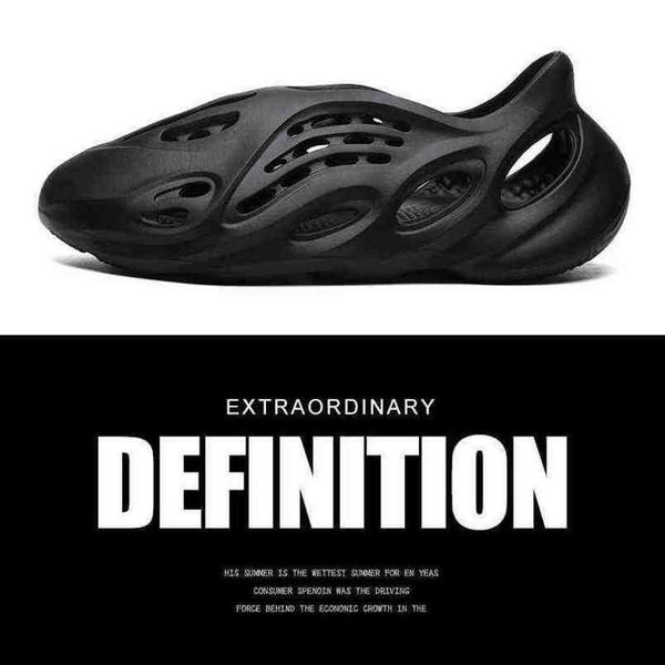 

designer yeesys slippers slides coconut hole shoes mens fashionable sandals spring summer roman beach 2022 new have logo u3yf, Black