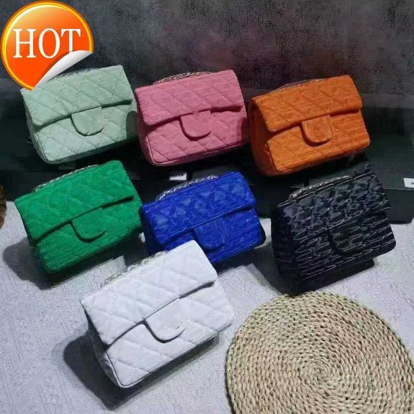 

luxury designer shoulder bags 2023 new fashion diamond-shaped pattern everything cross-body bag portable envelope package gift box packaging