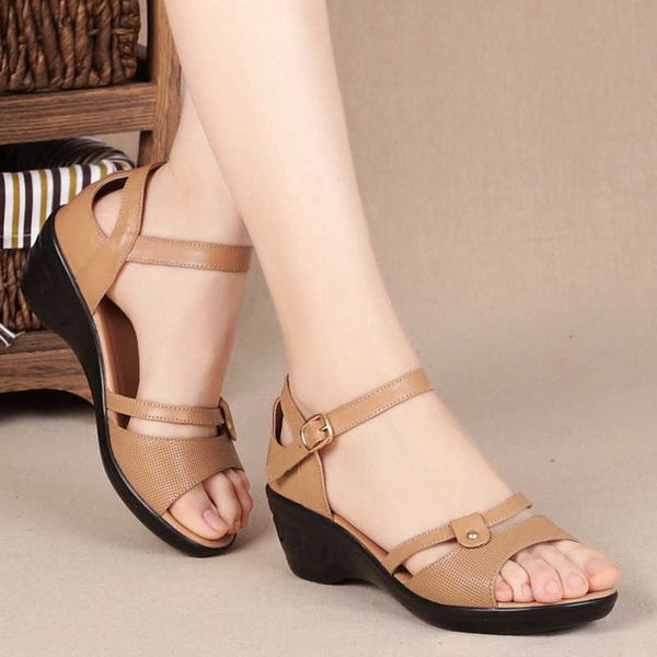 

sandals cowhide middle-aged mother sandals summer new genuine leather female sandals large size 40-43 women shoes casual wedged t221209, Black