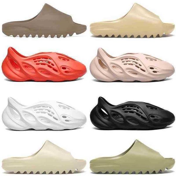 

designer kanyes yeesys 2022 slipper slides men women slide bone earth brown desert sand slide resin shoes sandals runner size 36-45, Black