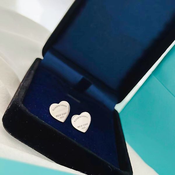 

fashion heart shaped diamond stud earring designer lady earring high-end 925 silver jewelry festival gift factory wholesale and retail, Golden;silver