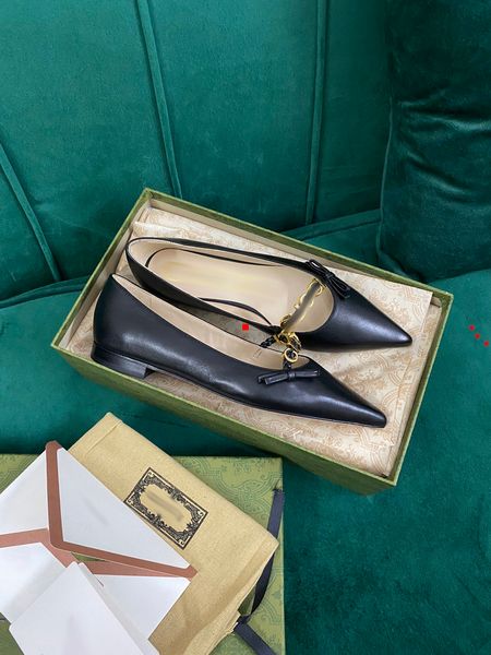 

2023 dress shoes small fragrance light mouth single shoes women's color matching french thick heel baotou back empty high heels with bo, Black