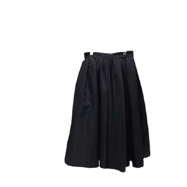 

casual dresses 22 early autumn new regenerated nylon triangle large hem skirt is versatile, Black;gray