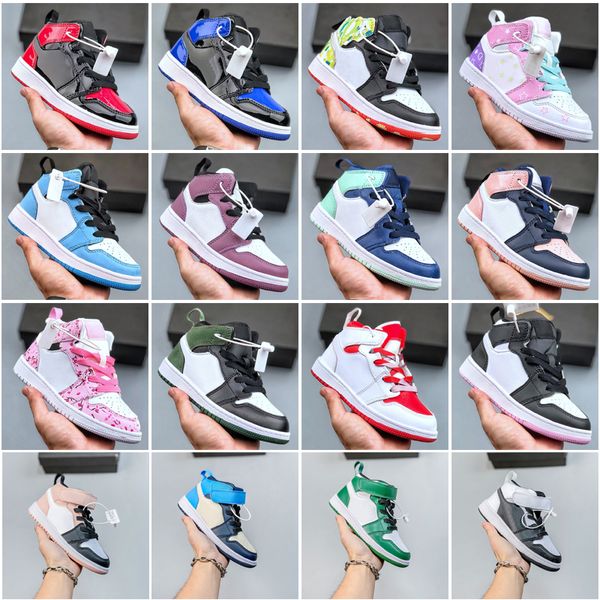 

2023 infants 1s kids basketball shoes j1 kid child shoe game royal scotts obsidian chicago bred sneakers mid multi-color tie-dye baby size 2