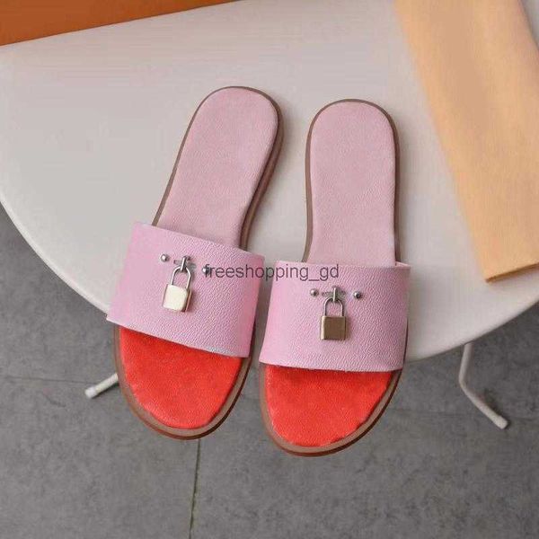 

viutonity 2023 women sandal lock shoes slippers slides graffiti sandal s woman cowhide leather shoe flat slip wom, Black