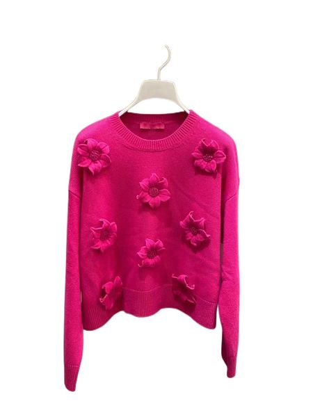 

temperament new fashion atmosphere heavy industry 3d flower sweater, White;black