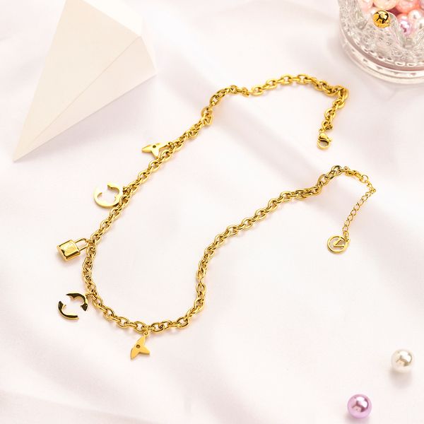 

fashion senior women's necklaces luxury brand love pendant necklace designer jewelry necklace premium four leaf flower long chain 18k g, Silver