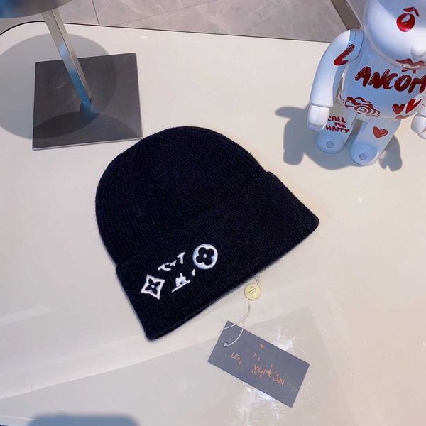 

winter hat 2022 fashion men deigner bonnet beanie knitted wool plu velvet cap kullie thicker mak fringe, Blue;gray